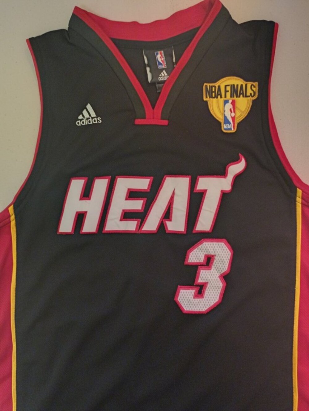 Vintage Adidas Dwyane Wade Miami Heat NBA Basketball Finals Patch Jersey Boys XL